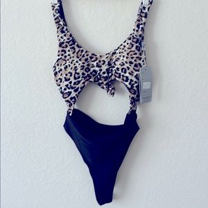 NWT cheetah print swimsuit size S sexy